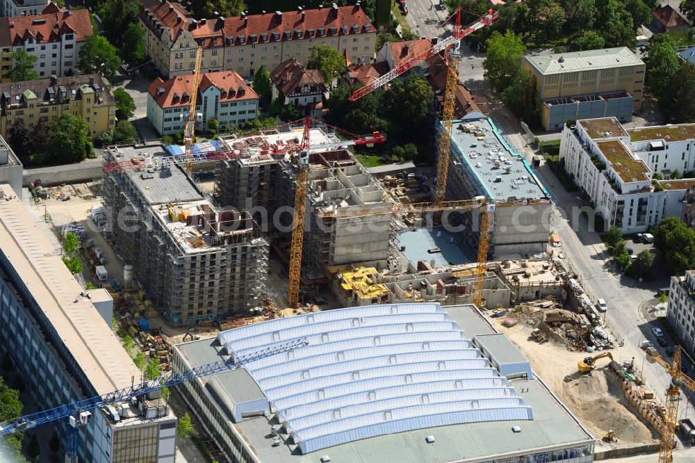 Aerial image München - Construction site to build a new multi-family residential complex Toelzer Strasse - Plinganserstrasse - Deckelhalle in the district Obersendling in Munich in the state Bavaria, Germany