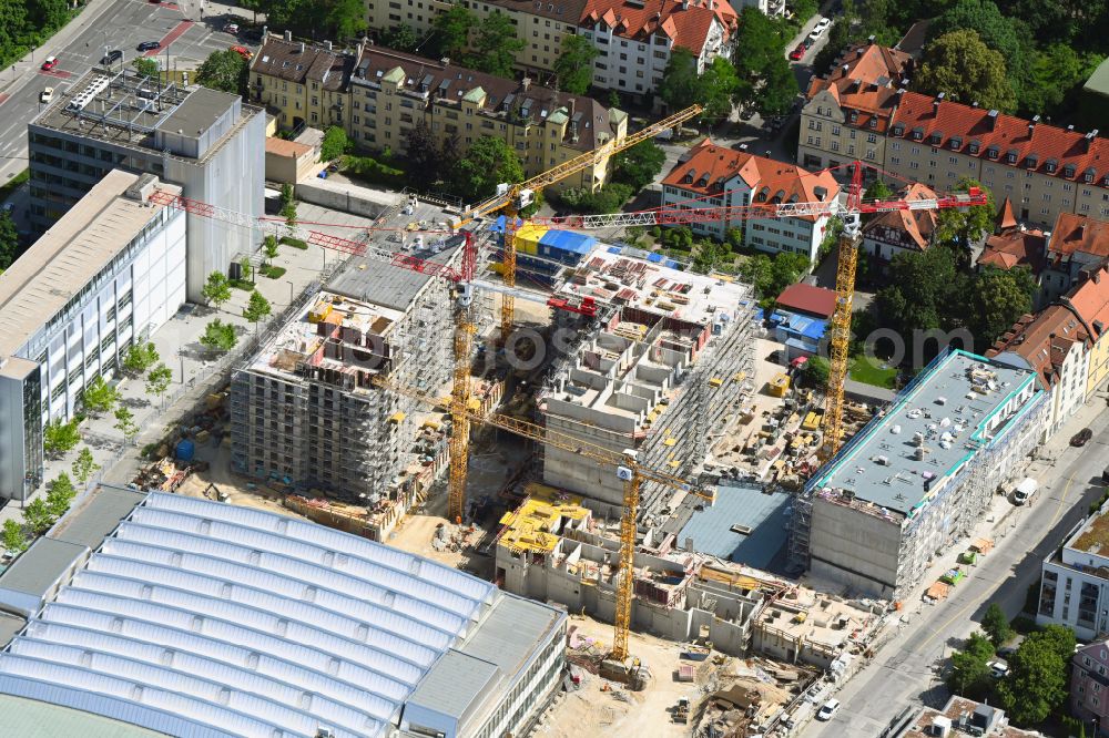 Aerial photograph München - Construction site to build a new multi-family residential complex Toelzer Strasse - Plinganserstrasse - Deckelhalle in the district Obersendling in Munich in the state Bavaria, Germany