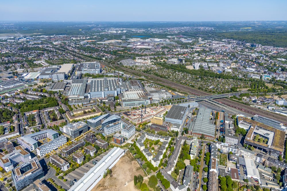 Düsseldorf from the bird's eye view: Construction site to build a new multi-family residential complex Ulmer Hoeh' on Ulmenstrasse in Duesseldorf at Ruhrgebiet in the state North Rhine-Westphalia, Germany