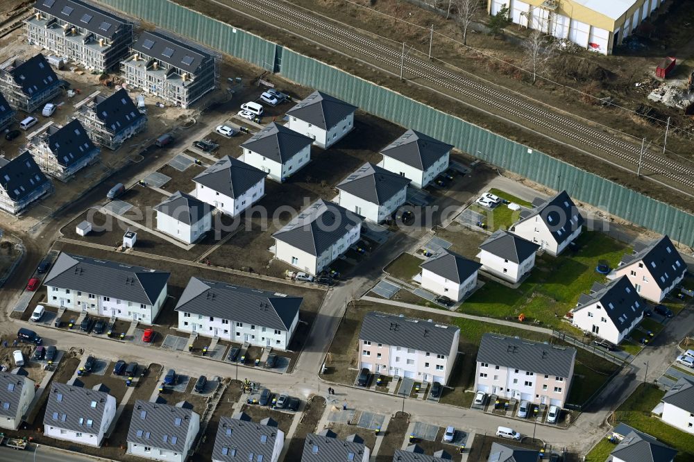 Aerial photograph Oranienburg - Construction site to build a new multi-family residential complex Vorstadtgaerten Aderluch in the district Sachsenhausen in Oranienburg in the state Brandenburg, Germany