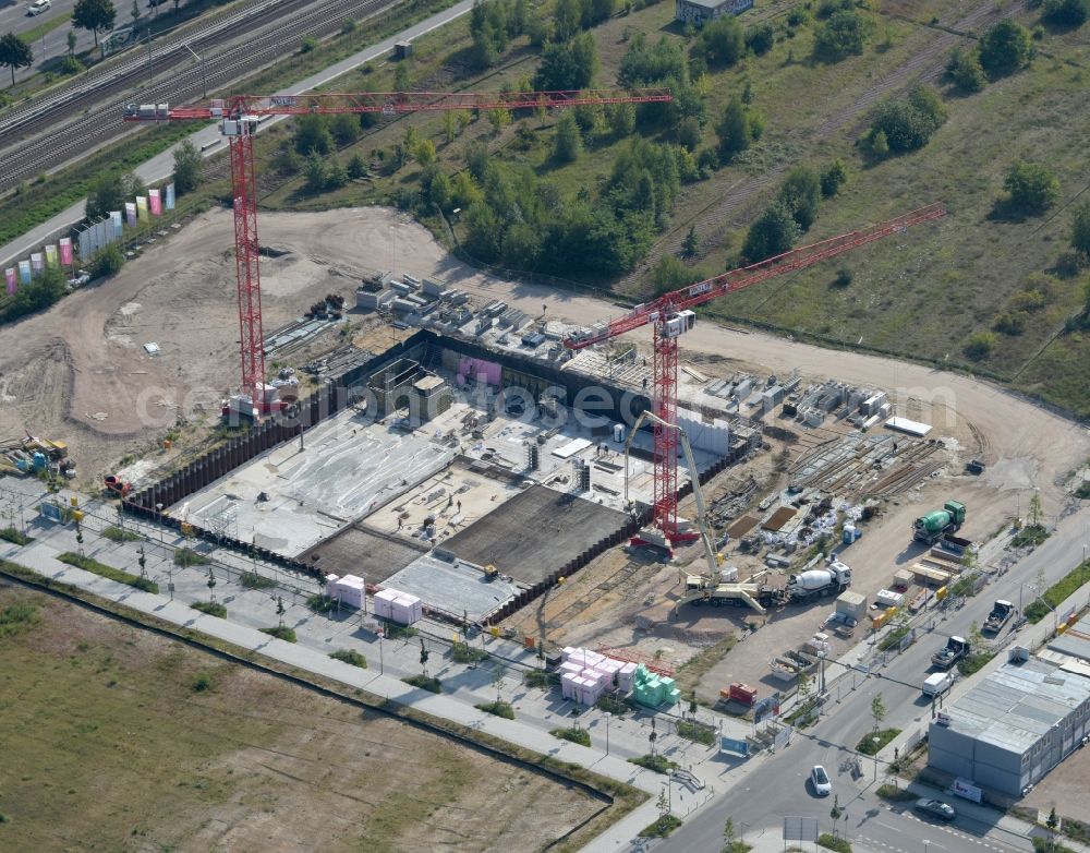 Aerial photograph Berlin - Construction site to build a new multi-family residential complex of the project Square 1 on Wagner-Regeny-Allee in the district Niederschoeneweide in Berlin, Germany
