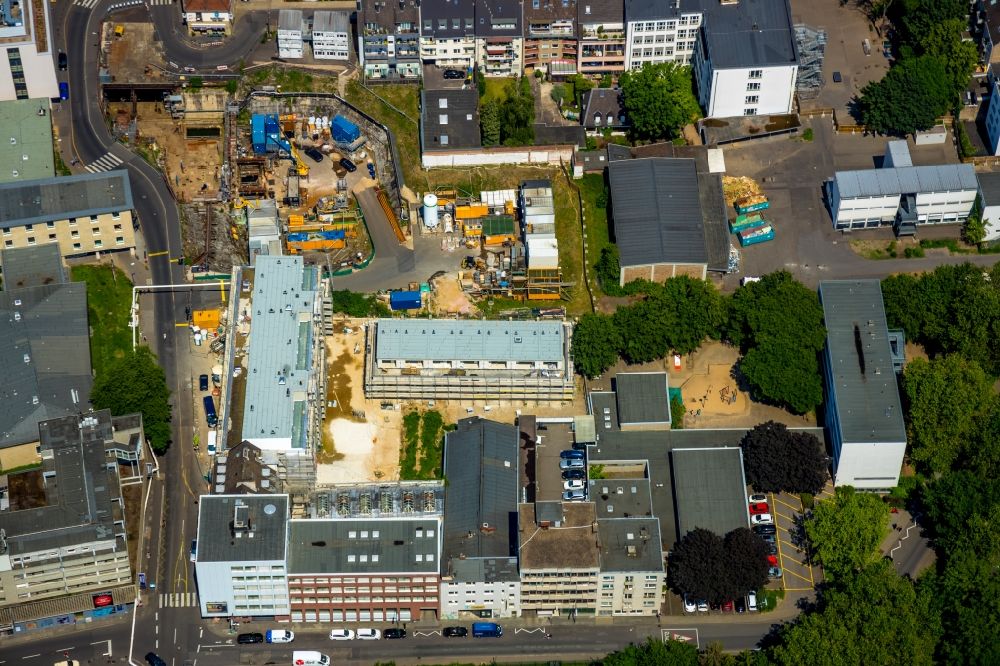 Aerial photograph Köln - Construction site to build a new multi-family residential complex on Waidmarkt - Severinstrasse in the district Altstadt-Sued in Cologne in the state North Rhine-Westphalia, Germany. Townhouses are being built at the former City Archive collapse site