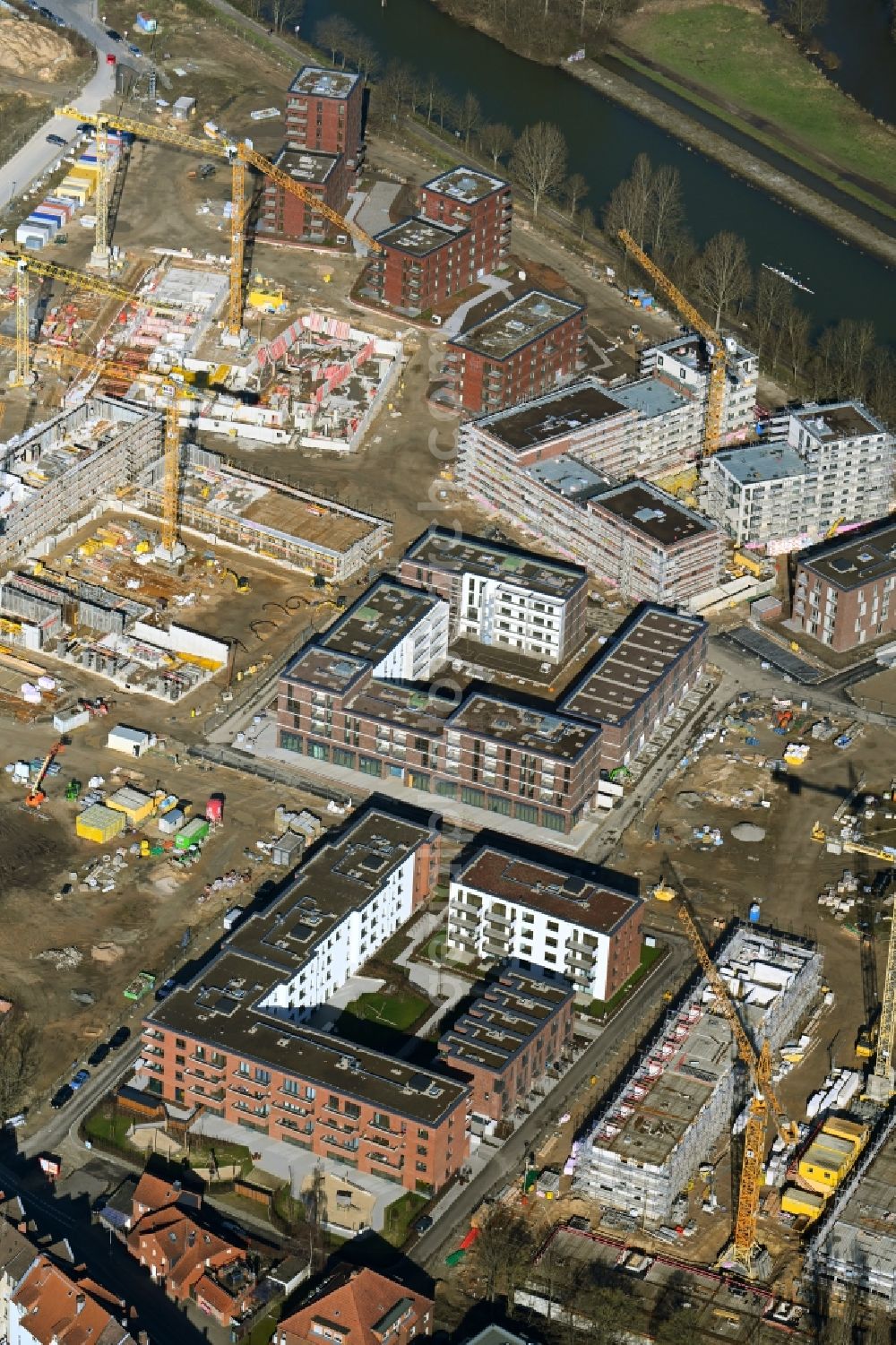 Aerial photograph Hannover - Construction site to build a new multi-family residential complex Wasserstadt Limmer in the district Limmer in Hannover in the state Lower Saxony, Germany