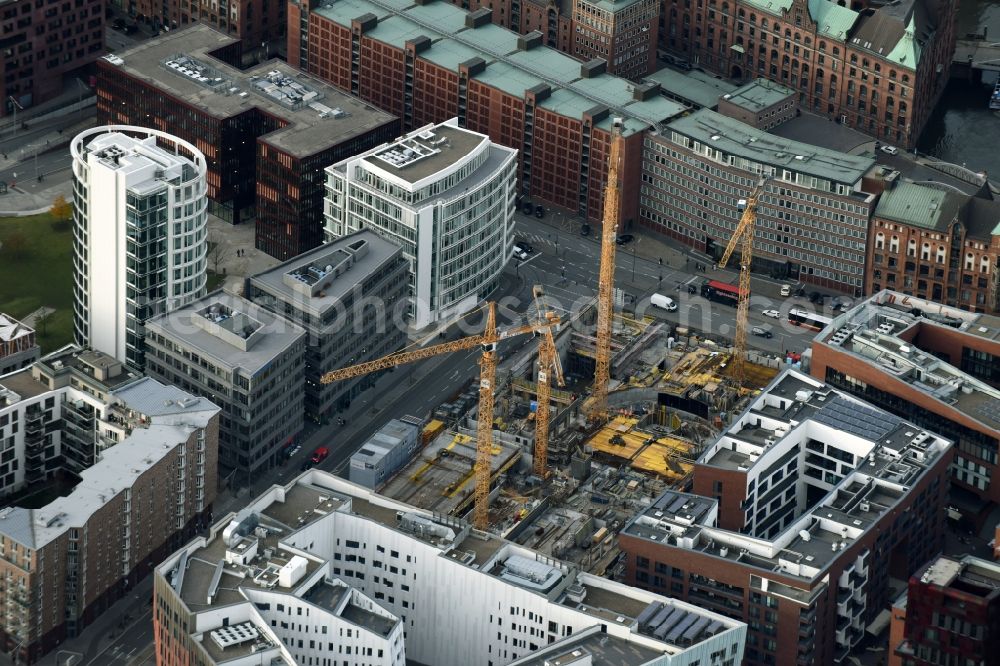 Aerial image Hamburg - Construction site to build a new multi-family residential complex Am Sandtorpark - Tokiostrasse comany Max Boegl in the district Hafencity in Hamburg