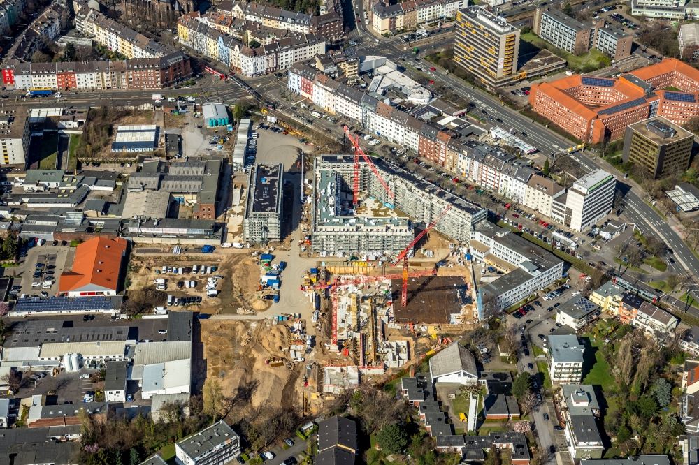 Düsseldorf from the bird's eye view: Construction site to build the new multi-family residential complex WILMA-Wohngebiet Freiraum on Witzelstrasse in the district Bilk in Duesseldorf in the state North Rhine-Westphalia, Germany