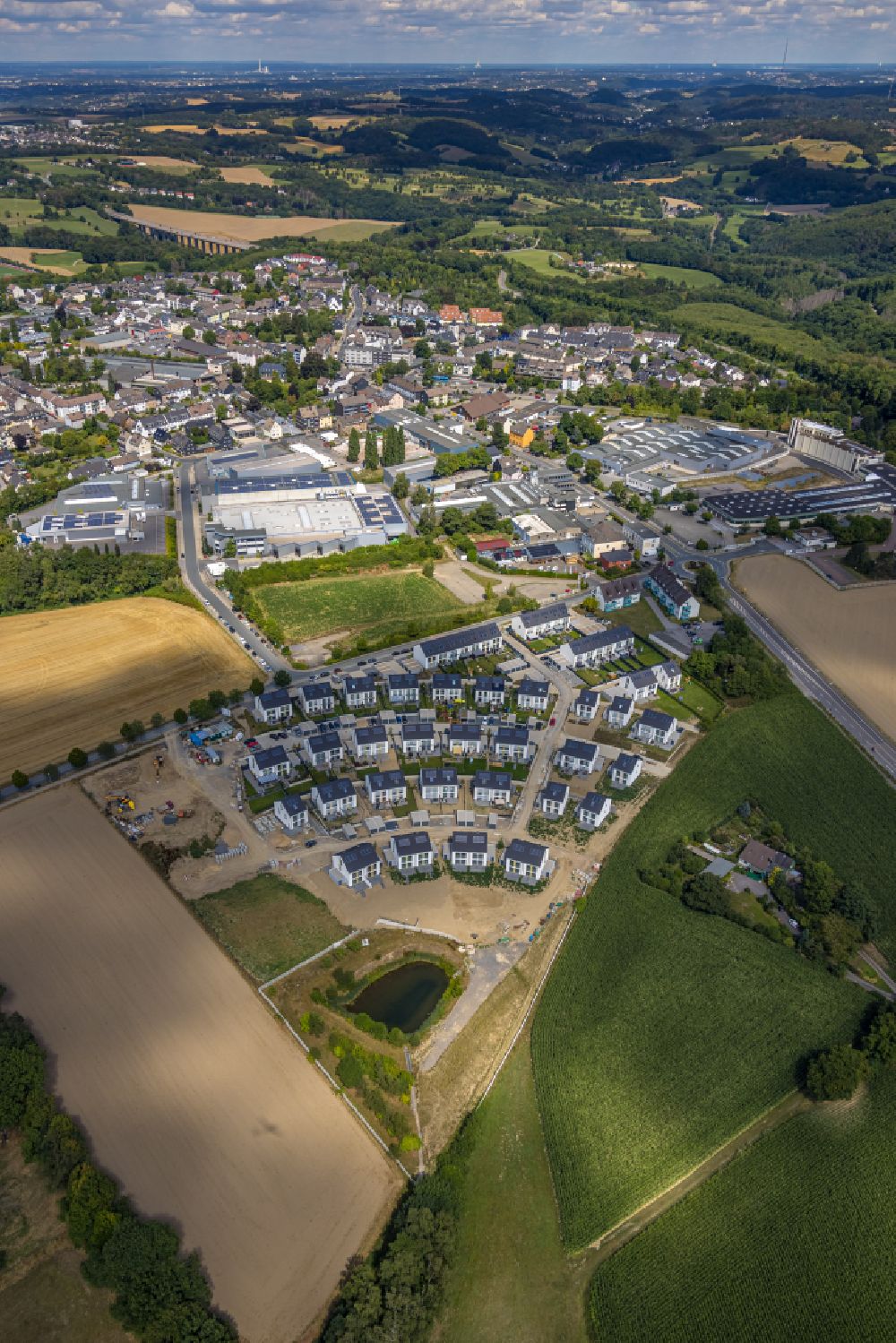 Velbert from above - Construction site to build a new multi-family residential complex Wimmersberger Suedblick in the district Neviges in Velbert in the state North Rhine-Westphalia, Germany