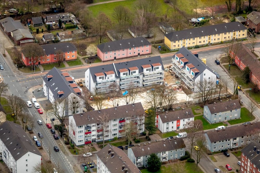 Aerial photograph Duisburg - Construction site to build a new multi-family residential complex of BZ Wohnbau KG Am Driesenbusch in Duisburg in the state North Rhine-Westphalia, Germany