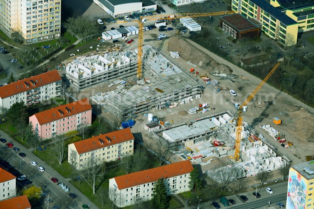 Aerial photograph Erfurt - Construction site to build a new multi-family residential complex WOHNEN on BUeRGERPARK on street Friedrich-Engels-Strasse in the district Johannesplatz in Erfurt in the state Thuringia, Germany