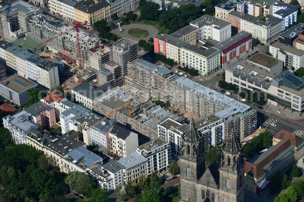 Magdeburg from the bird's eye view: Construction site to build a new multi-family residential complex Breiter Weg - Danzstrasse in Magdeburg in the state Saxony-Anhalt, Germany