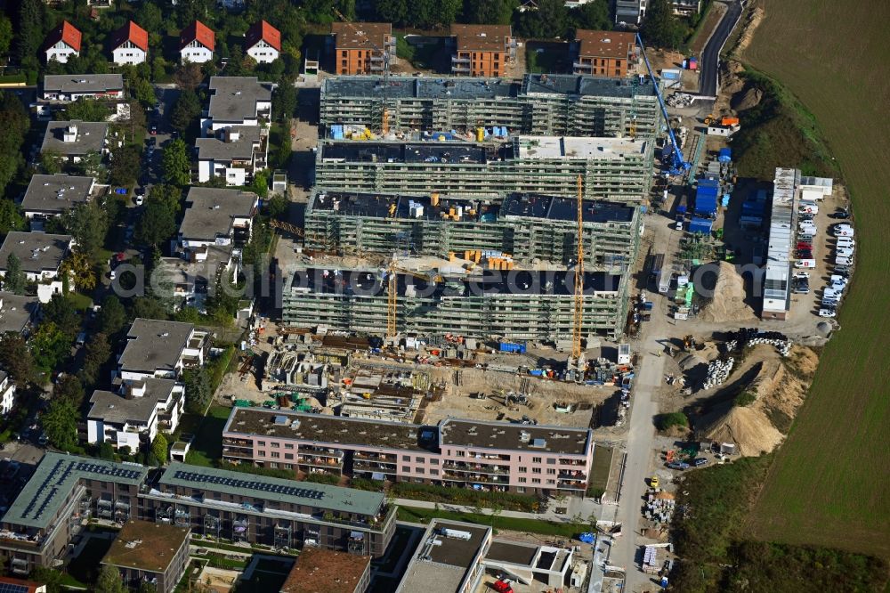München from the bird's eye view: Construction site to build a new multi-family residential complex between Lipperheide Strasse and Nanette-Bald-Strasse in the district Pasing-Obermenzing in Munich in the state Bavaria, Germany