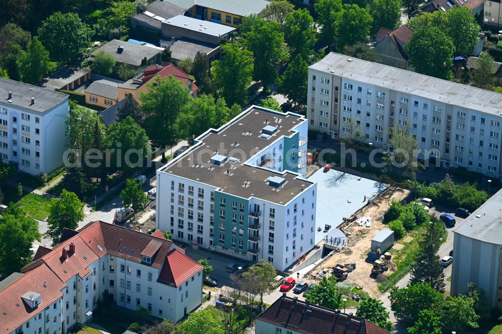 Aerial photograph Bernau - Construction site to build a new multi-family residential complex on Karl-Marx-Strasse corner Enzianstrasse in Bernau in the state Brandenburg, Germany