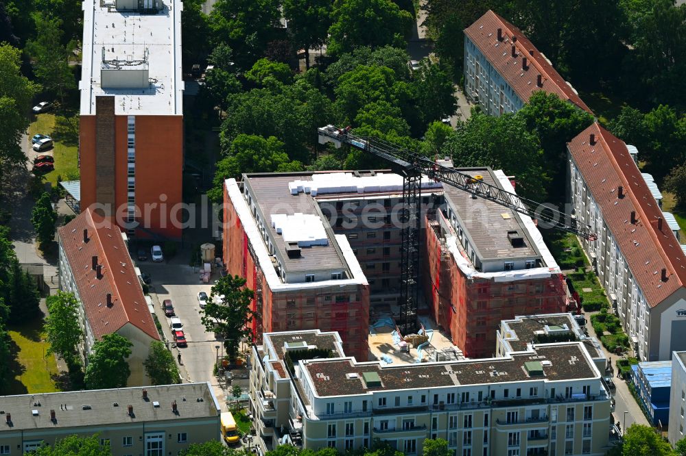 Aerial image Berlin - Construction site to build a new multi-family residential complex on street Eichbuschallee in the district Baumschulenweg in Berlin, Germany