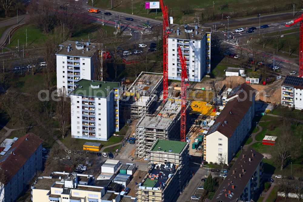 Karlsruhe from above - Construction site to build a new multi-family residential complex in Rintheimer Feld on street Heilbronner Strasse - Hirtenweg - Staudenplatz in the district Rintheim in Karlsruhe in the state Baden-Wuerttemberg, Germany