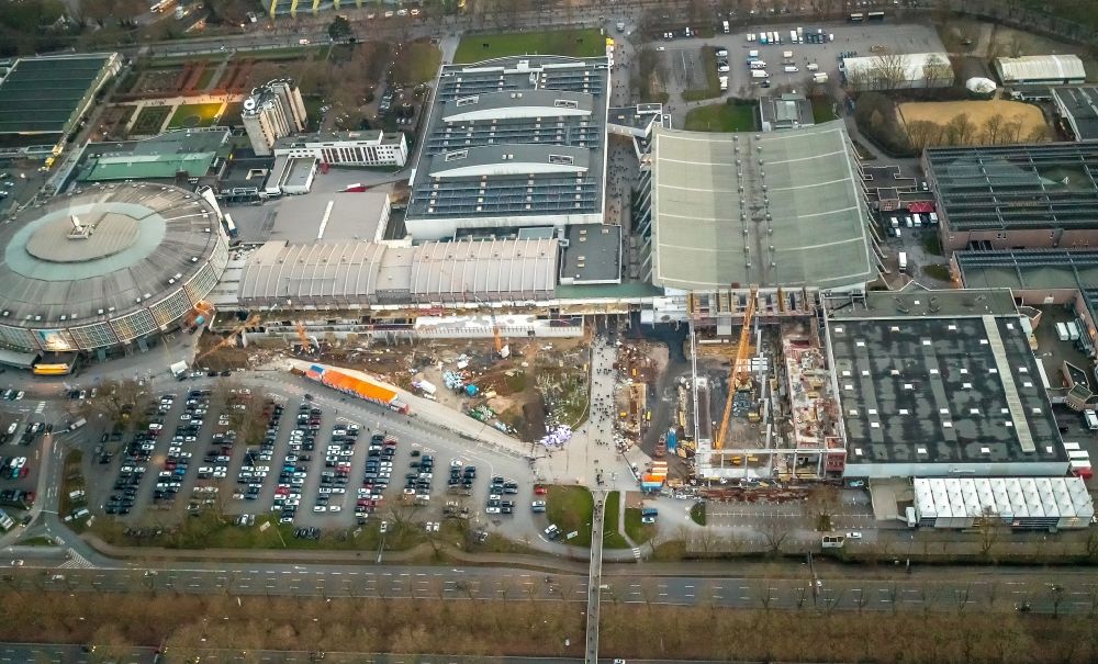 Aerial photograph Dortmund - Demolition and unsealing work on the concrete surfaces of Messe Westfalenhallen Dortmund GmbH - Eingang Nord on Rheinlanddonm in Dortmund in the state North Rhine-Westphalia