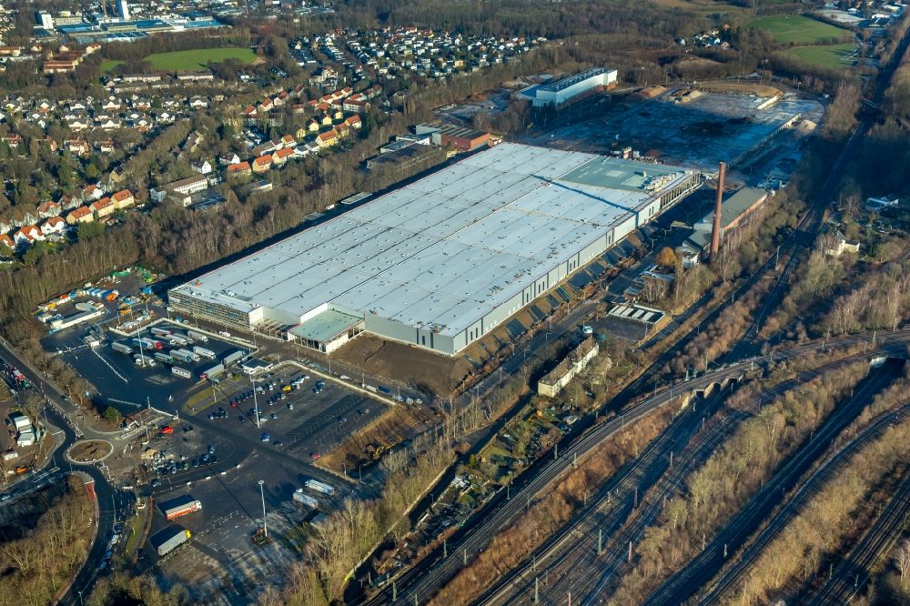 Aerial photograph Bochum - Building site to the new building of an Opel Warenverteilzentrums in the district of Langendreer in Bochum in the federal state North Rhine-Westphalia. In the location Bochum the Adam OPEL AG / Vauxhall pursues the biggest spare parts store in Europe. The Warenverteilzentrum acts here as a central warehouse and takes over the supply of the spare parts stores in Europe and overseas