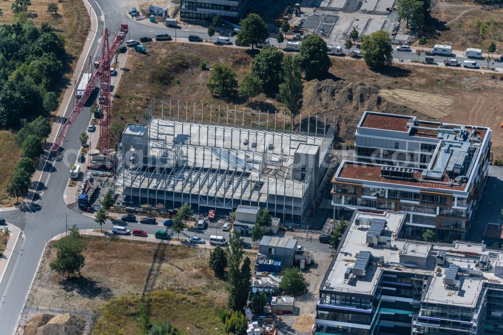 Aerial photograph Würzburg - Baustelle zum Neubau des Parkhauses am Buero- und Geschaeftshaus Skyline Hill im Ortsteil Frauenland in Wuerzburg im Bundesland Bayern, Deutschland