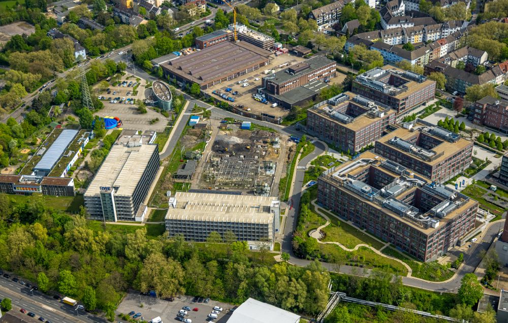 Aerial image Essen - Construction site for the new parking garage on place RWE Platz in the district Nordviertel in Essen at Ruhrgebiet in the state North Rhine-Westphalia, Germany