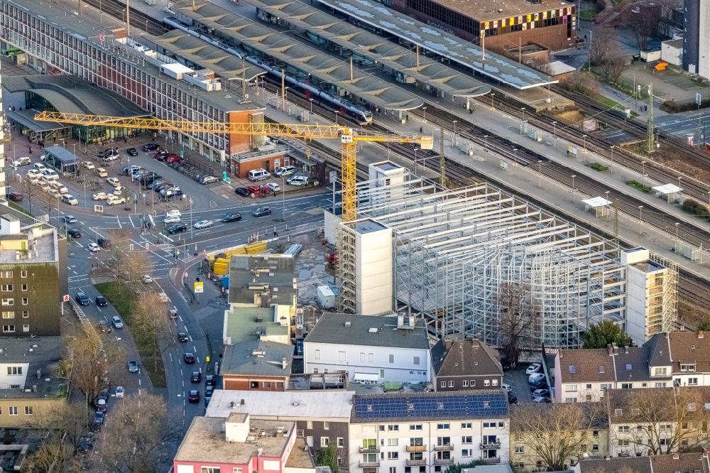 Bochum from above - Construction site for the new parking garage on Central Station in the district Innenstadt in Bochum at Ruhrgebiet in the state North Rhine-Westphalia, Germany