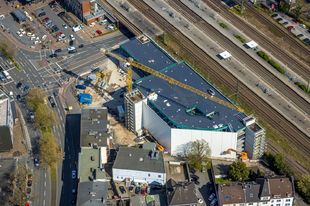 Bochum from the bird's eye view: Construction site for the new parking garage on Central Station in the district Innenstadt in Bochum at Ruhrgebiet in the state North Rhine-Westphalia, Germany