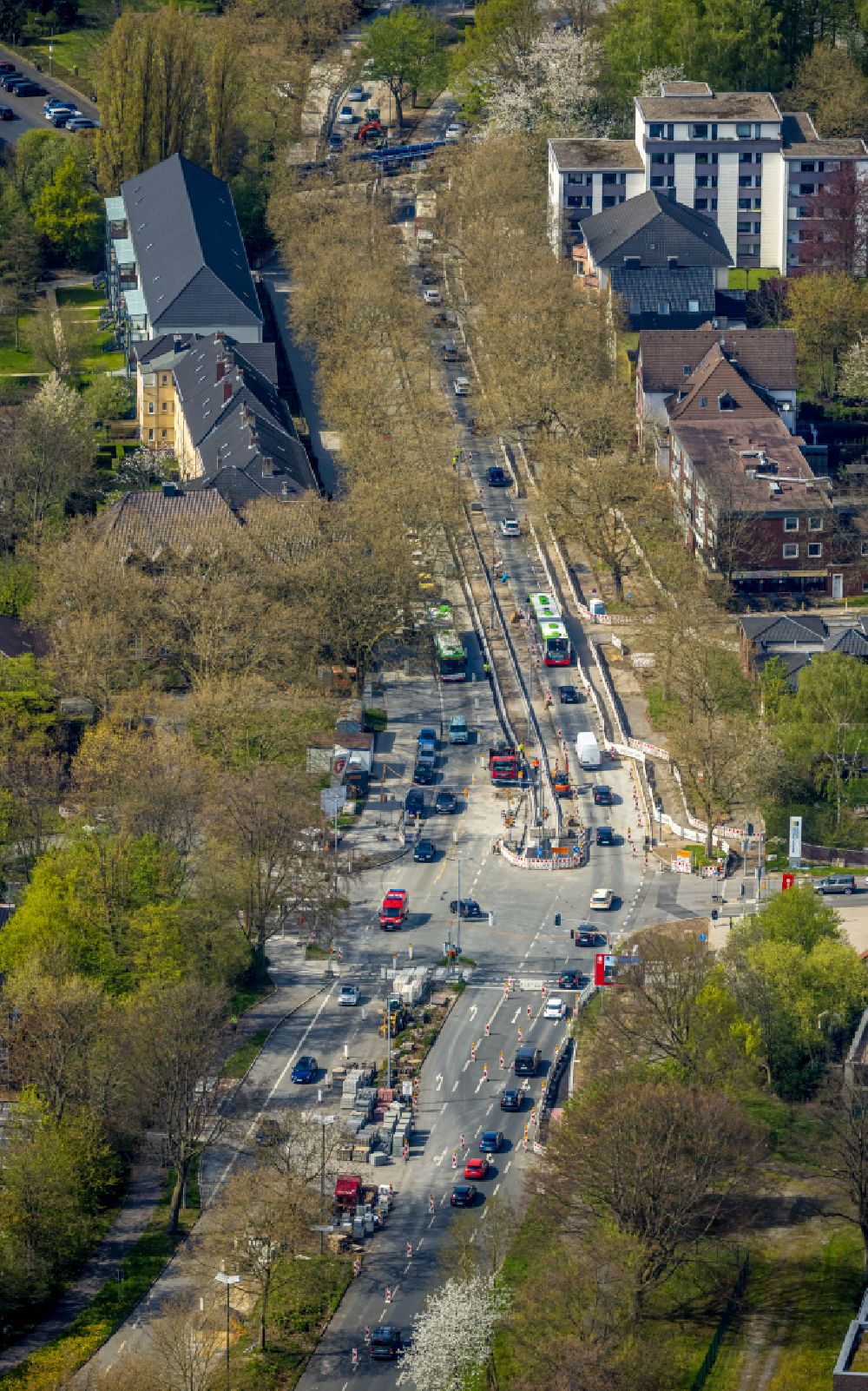 Aerial image Wiemelhausen - Construction site for the new construction of a cycle path on the street Koenigsallee in Wiemelhausen in the Ruhr area in the state of North Rhine-Westphalia, Germany