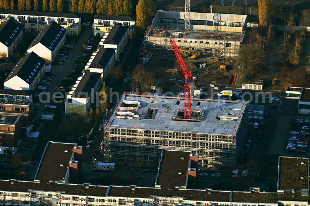 Aerial photograph Berlin - New construction site of the school building einer Grundschule on street Schleizer Strasse in the district Hohenschoenhausen in Berlin, Germany