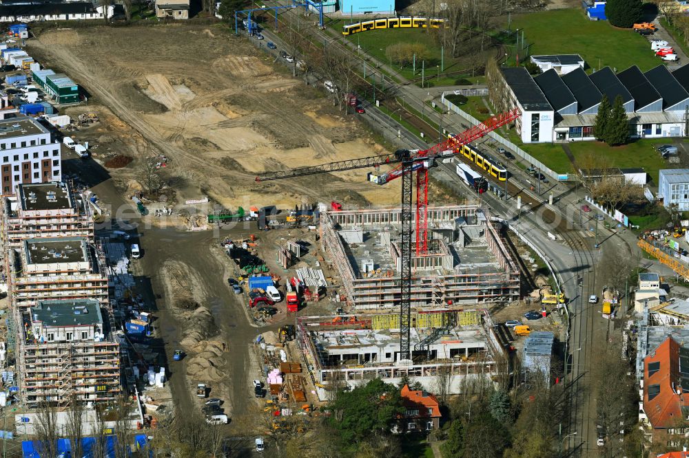 Berlin from the bird's eye view: New construction site of the school building on Ehrlichstrasse - Adolf-Wehrmuth-Allee in the district Karlshorst in Berlin, Germany