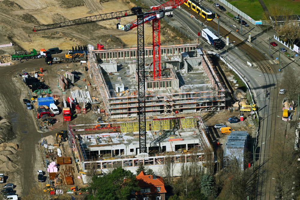 Aerial image Berlin - New construction site of the school building on Ehrlichstrasse - Adolf-Wehrmuth-Allee in the district Karlshorst in Berlin, Germany