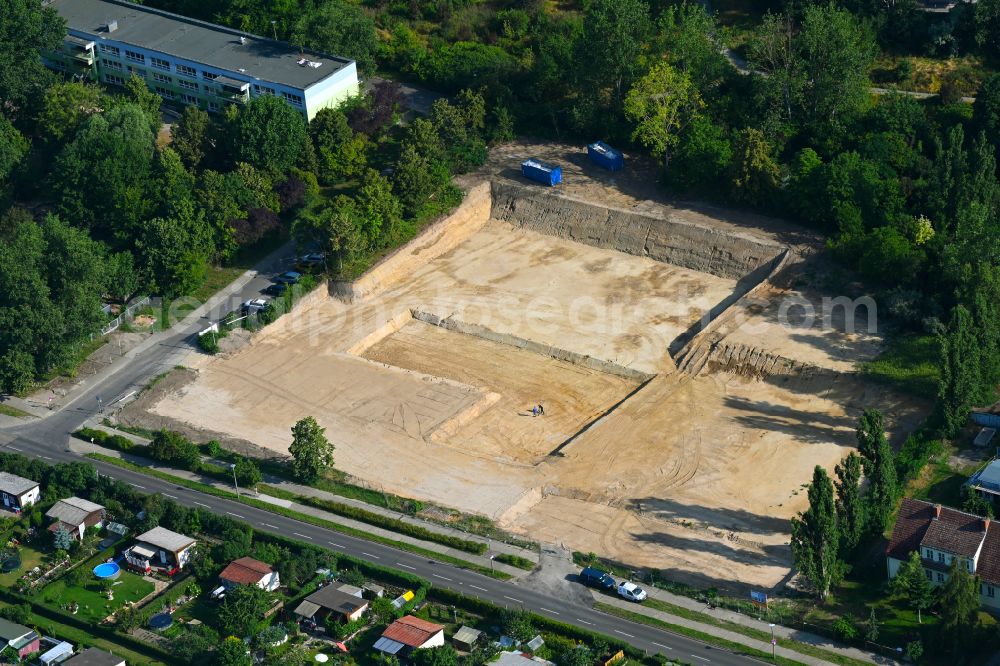 Aerial photograph Berlin - New construction site of the school building Elsenschule on street Elsenstrasse in the district Mahlsdorf in Berlin, Germany