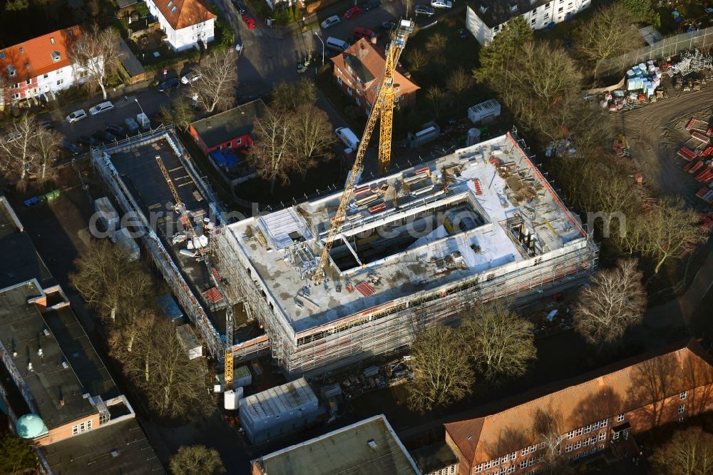 Aerial image Lübeck - New construction site of the school building of GGS St Juergen on Moenkhofer Weg in the district Huextertor - Muehlentor - Gaertnergasse in Luebeck in the state Schleswig-Holstein, Germany