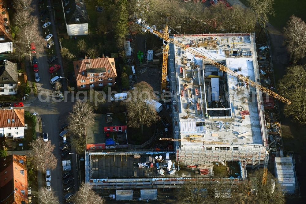 Aerial photograph Lübeck - New construction site of the school building of GGS St Juergen on Moenkhofer Weg in the district Huextertor - Muehlentor - Gaertnergasse in Luebeck in the state Schleswig-Holstein, Germany