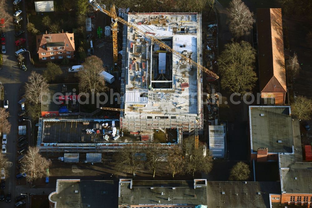 Lübeck from above - New construction site of the school building of GGS St Juergen on Moenkhofer Weg in the district Huextertor - Muehlentor - Gaertnergasse in Luebeck in the state Schleswig-Holstein, Germany