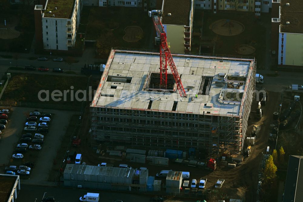 Aerial image Berlin - New construction site of the school building einer Grundschule on street Schleizer Strasse in the district Hohenschoenhausen in Berlin, Germany