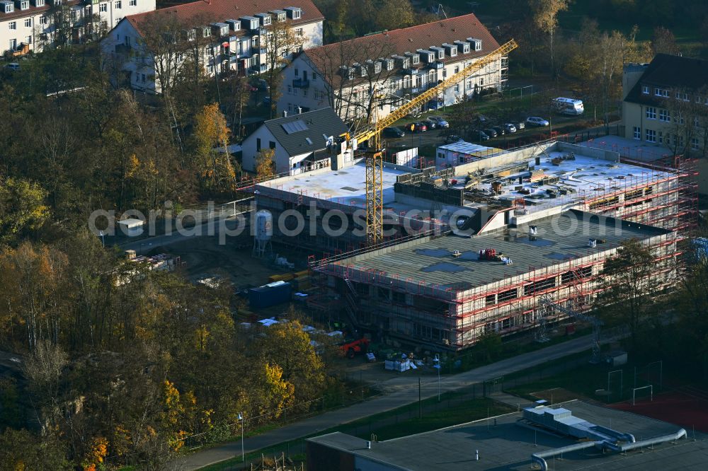 Aerial image Werneuchen - New construction site of the school building Grundschule Im Rosenpark on street Goldregenstrasse in Werneuchen in the state Brandenburg, Germany
