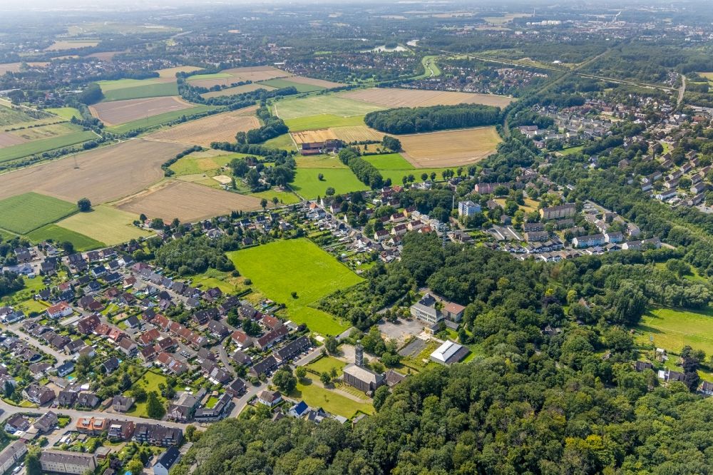 Aerial photograph Bergkamen - New construction site of the school building of Jahnschule on the former premises of the Burgschule in the district Oberaden in Bergkamen in the state North Rhine-Westphalia, Germany