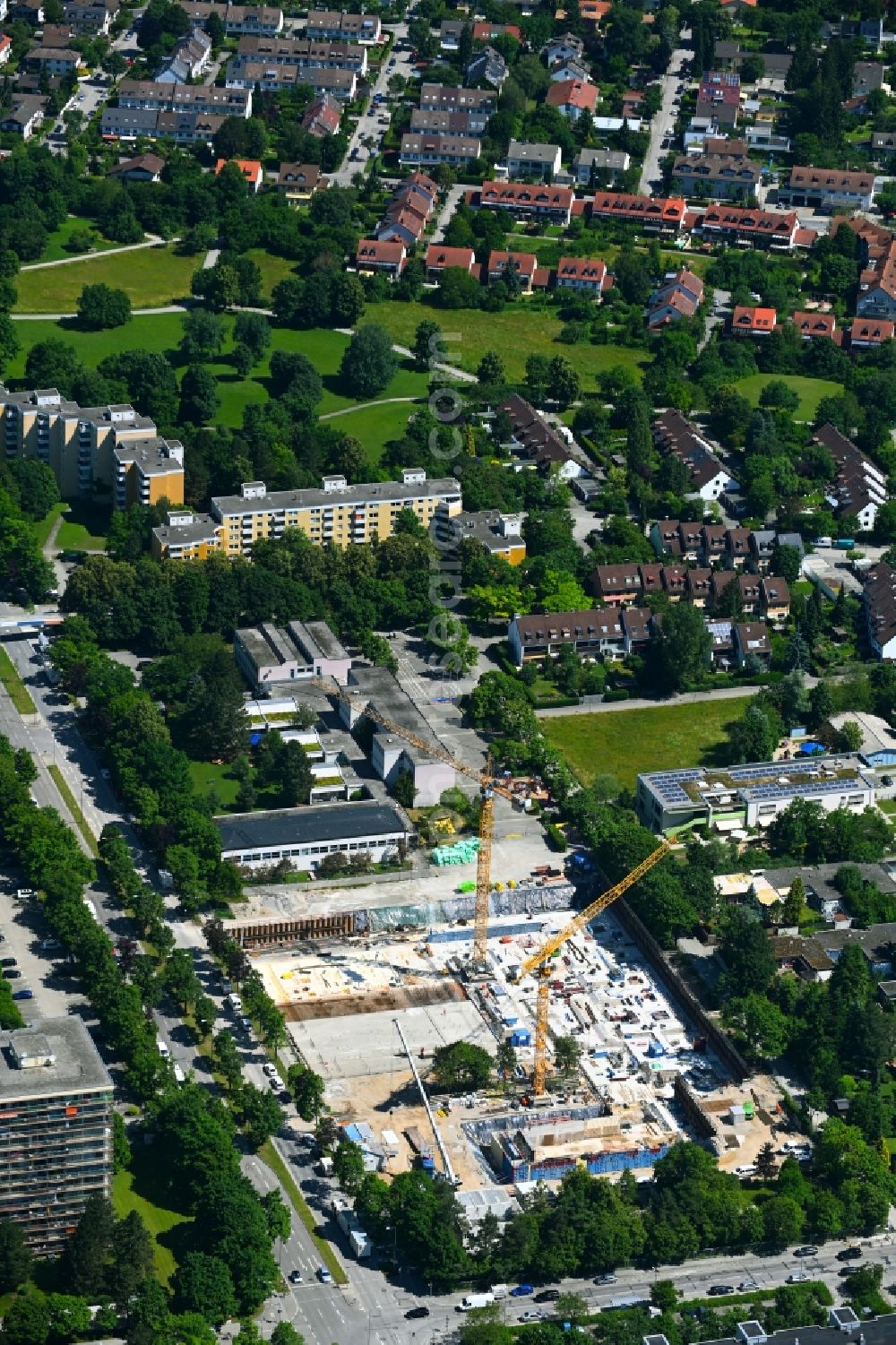 Aerial image München - New construction site of the school building on Karl-Marx-Ring - Hans-Lohr-Weg in the district Ramersdorf-Perlach in Munich in the state Bavaria, Germany