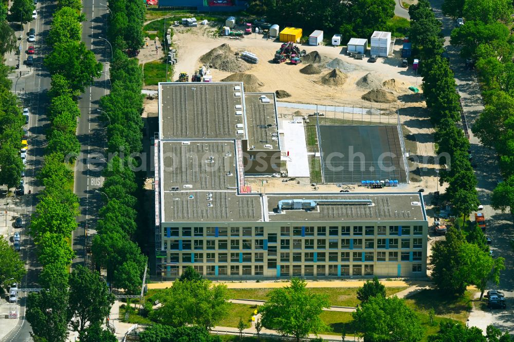 Berlin from above - New construction site of the school building Kniprodestrasse on street Margarete-Sommer-Strasse in the district Prenzlauer Berg in Berlin, Germany