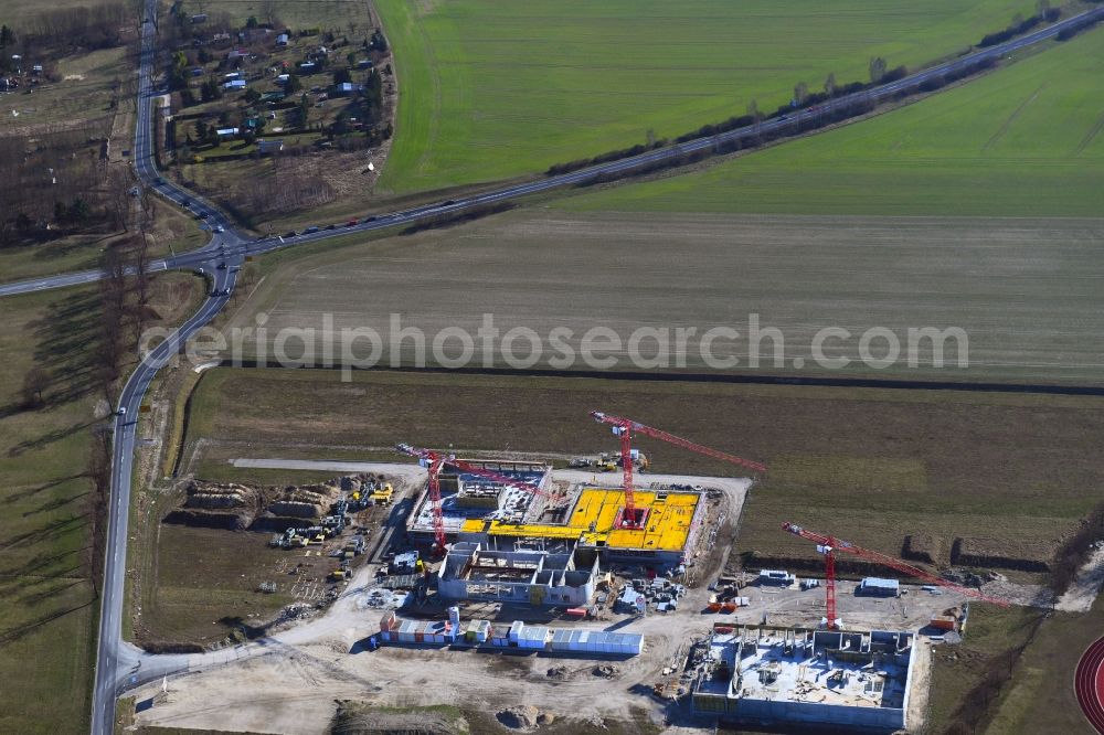 Aerial photograph Altlandsberg - New construction site of the school building Neuer Schulcampus in Altlandsberg in the state Brandenburg, Germany