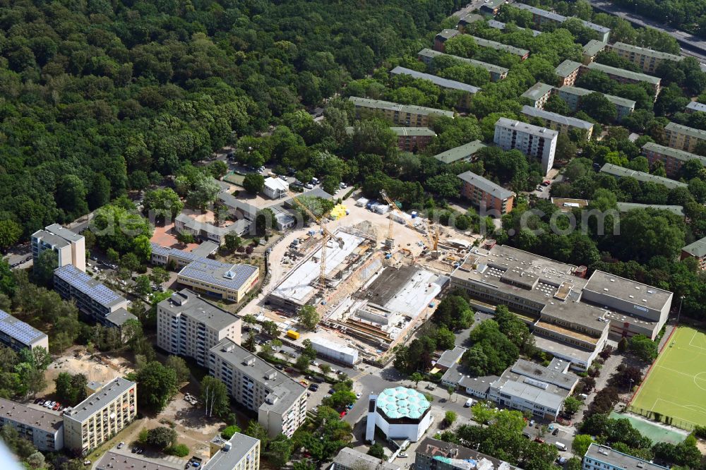 Aerial image Berlin - New construction site of the school building OSZ Sozialwesen on street Halemweg in the district Charlottenburg-Nord in Berlin, Germany