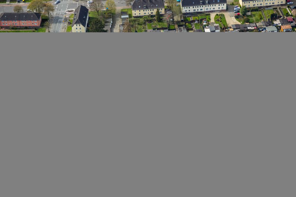 Aerial photograph Duisburg - New construction site of the school building of Vennbruch-Schule on street Vennbruchstrasse in the district Vierlinden in Duisburg at Ruhrgebiet in the state North Rhine-Westphalia, Germany