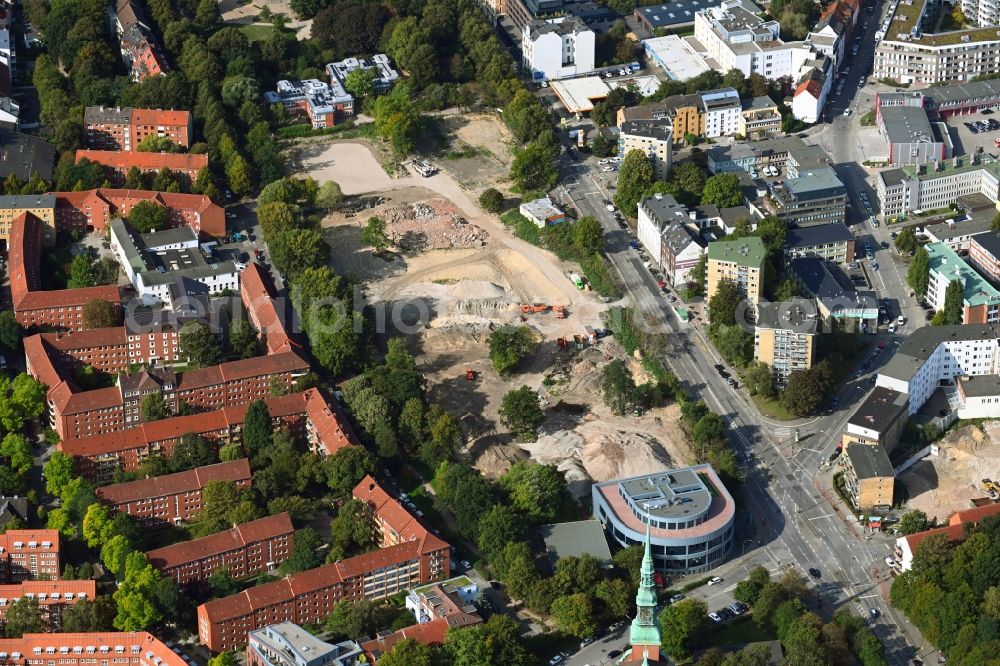Aerial photograph Hamburg - New construction site of the school building and premises of Schulcampus Struenseestrasse in the district Altona-Altstadt in Hamburg, Germany