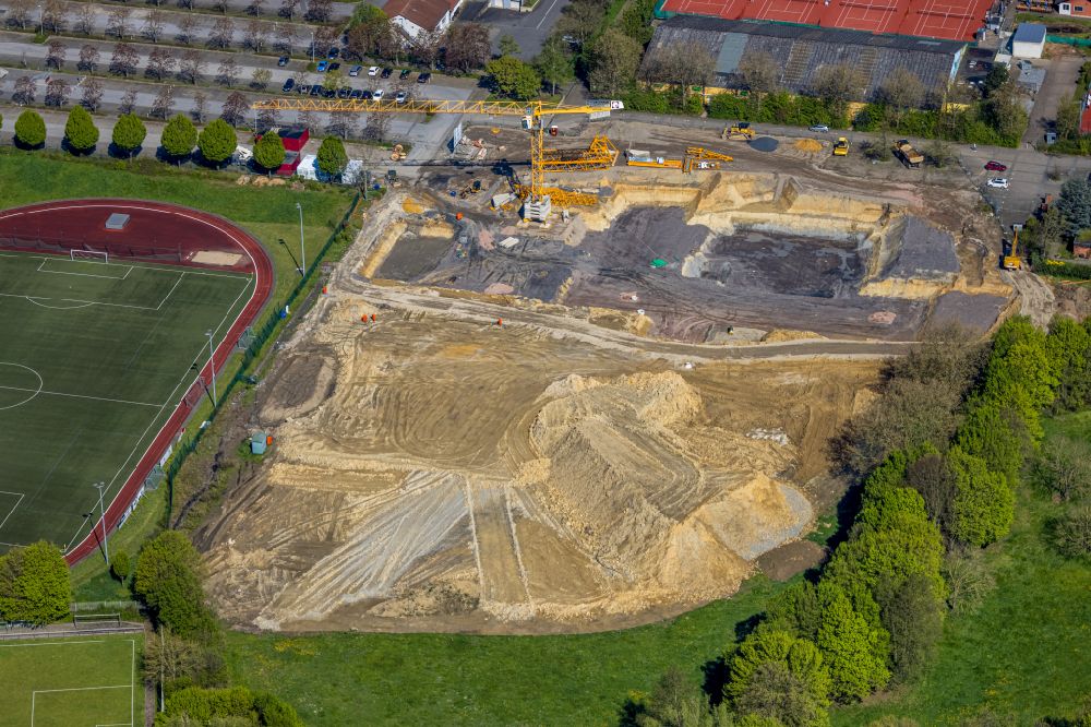 Aerial photograph Bergkamen - Construction site for the new building of the indoor swimming pool Haeupenbad on street Haeupenweg in the district Weddinghofen in Bergkamen at Ruhrgebiet in the state North Rhine-Westphalia, Germany