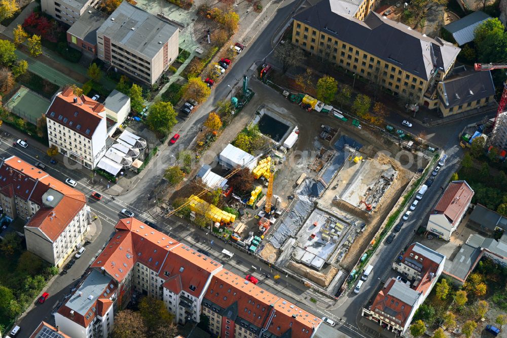 Aerial photograph Leipzig - Construction site for the new building of the indoor swimming pool on place Otto-Runki-Platz on street Neustaedter Strasse in the district Neustadt-Neuschoenefeld in Leipzig in the state Saxony, Germany