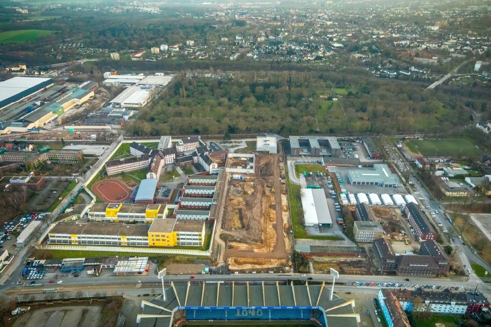 Bochum from above - New construction Social Therapeutic Institute on the site of prison premises and security fencing of the prison on Kruemmede in Bochum in the state North Rhine-Westphalia, Germany