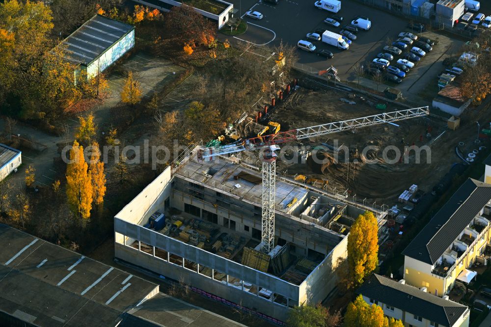 Berlin from the bird's eye view: Construction site for the new sports hall Agnethastrasse - Bjoernweg in the district Hohenschoenhausen in Berlin, Germany