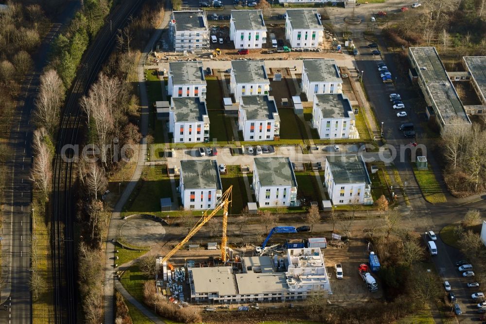 Schwerin from above - Construction site for the city villa - multi-family residential building on Anne-Fronk-Strasse - Bernhard-Schwentner-Strasse in Schwerin in the state Mecklenburg - Western Pomerania, Germany
