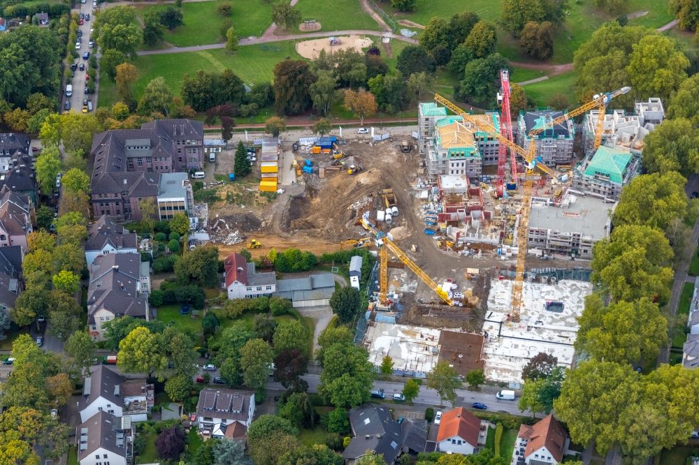Aerial photograph Bochum - Construction site for the city villa - multi-family residential building on Wielandstrasse - Herderallee - Lessingstrasse in the district Grumme in Bochum in the state North Rhine-Westphalia, Germany