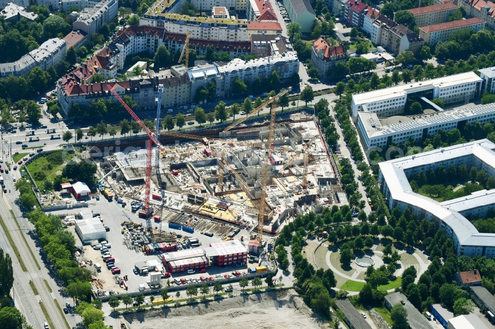 München from the bird's eye view: Construction site for the new building eines Strafjustizzentrum on Schwere-Reiter-Strasse - Emma-Ihrer-Strasse - Anita-Augspurg-Allee in Munich in the state Bavaria, Germany