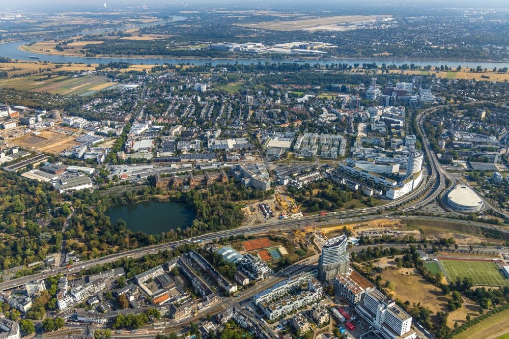 Aerial photograph Düsseldorf - Construction of road bridge of Bundesstrasse B7 in the district Heerdt in Duesseldorf in the state North Rhine-Westphalia, Germany