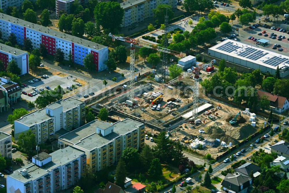 Aerial photograph Oranienburg - Baustelle zum Neubau eines Studenten- Wohnheim - Gebaeudes der Polizeihochschule an der Martin-Luther-Strasse in Oranienburg im Bundesland Brandenburg, Deutschland