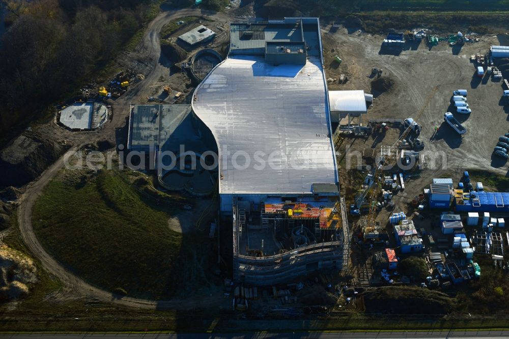 Aerial photograph Werder (Havel) - Construction for the new building of the spa and swimming pool at the swimming pool of Recreation Havel-Therme Zum Grossen Zernsee in Werder (Havel) in the state Brandenburg, Germany